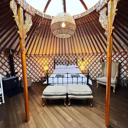 Buzzard Holt Hosting Hotel Бъкингам Екстериор снимка