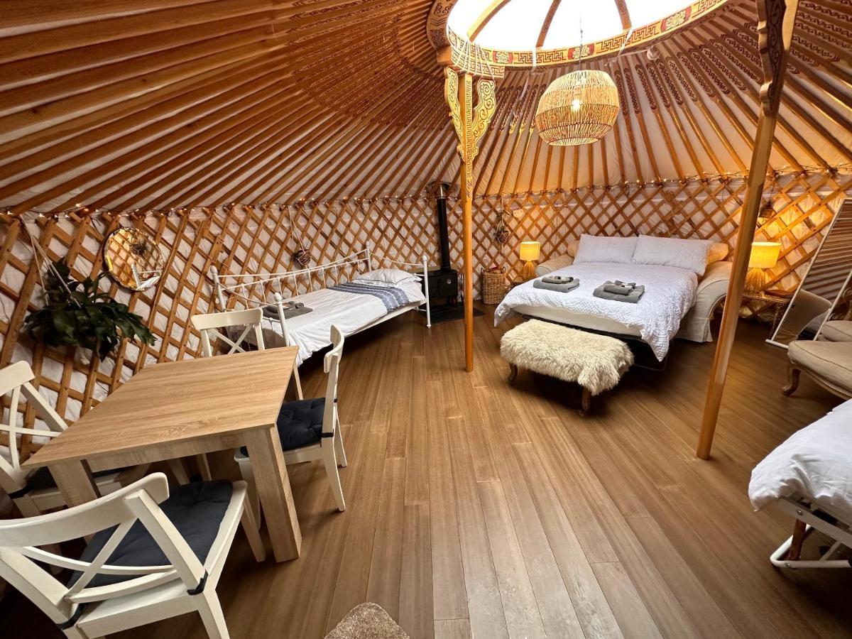 Buzzard Holt Hosting Hotel Бъкингам Екстериор снимка