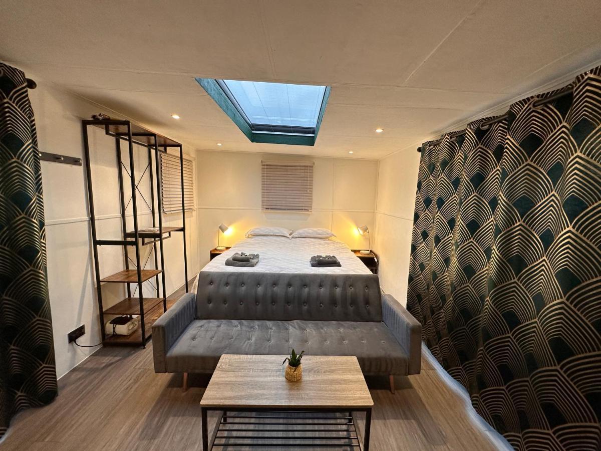 Buzzard Holt Hosting Hotel Бъкингам Екстериор снимка