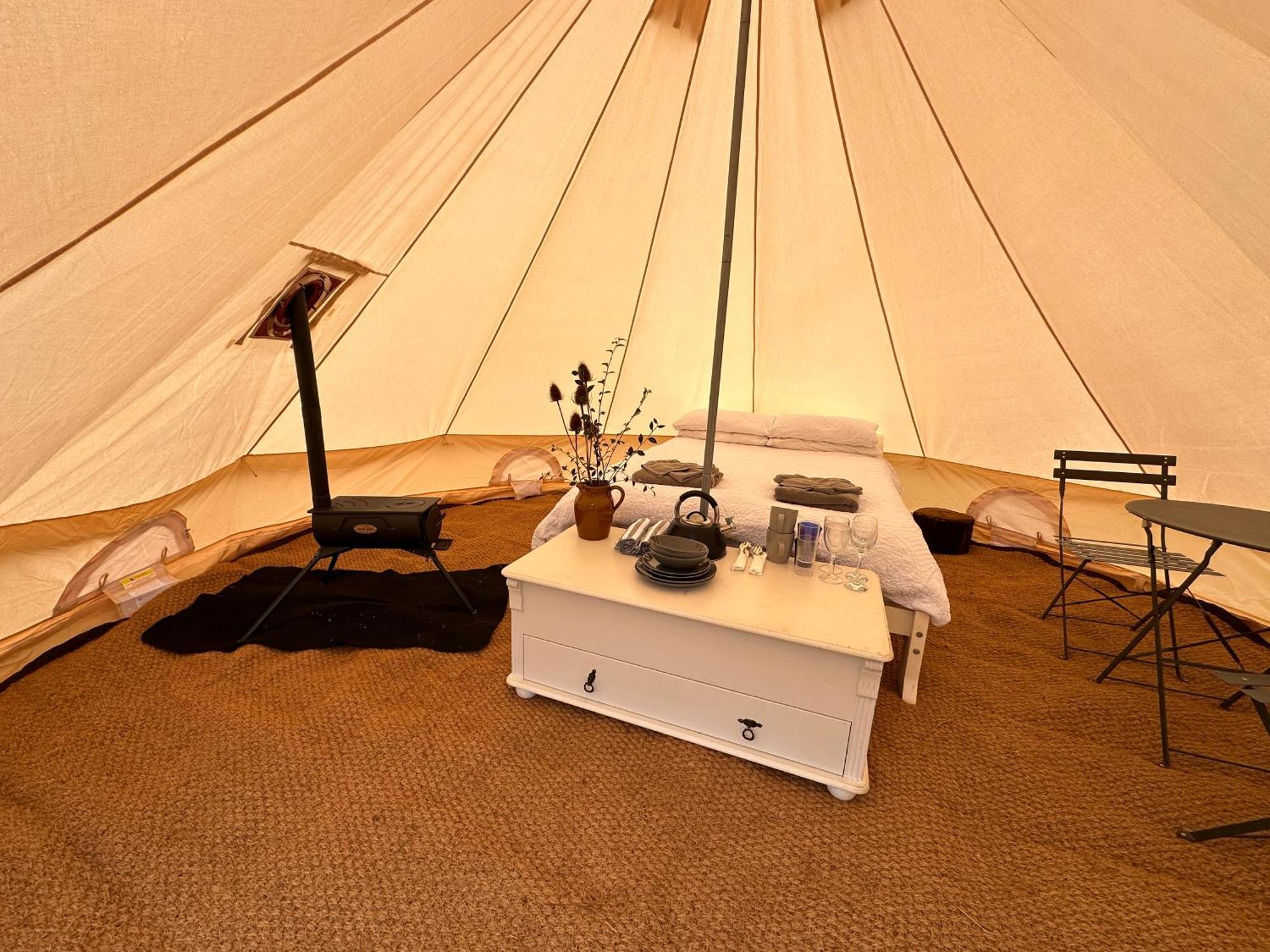 Buzzard Holt Hosting Hotel Бъкингам Екстериор снимка