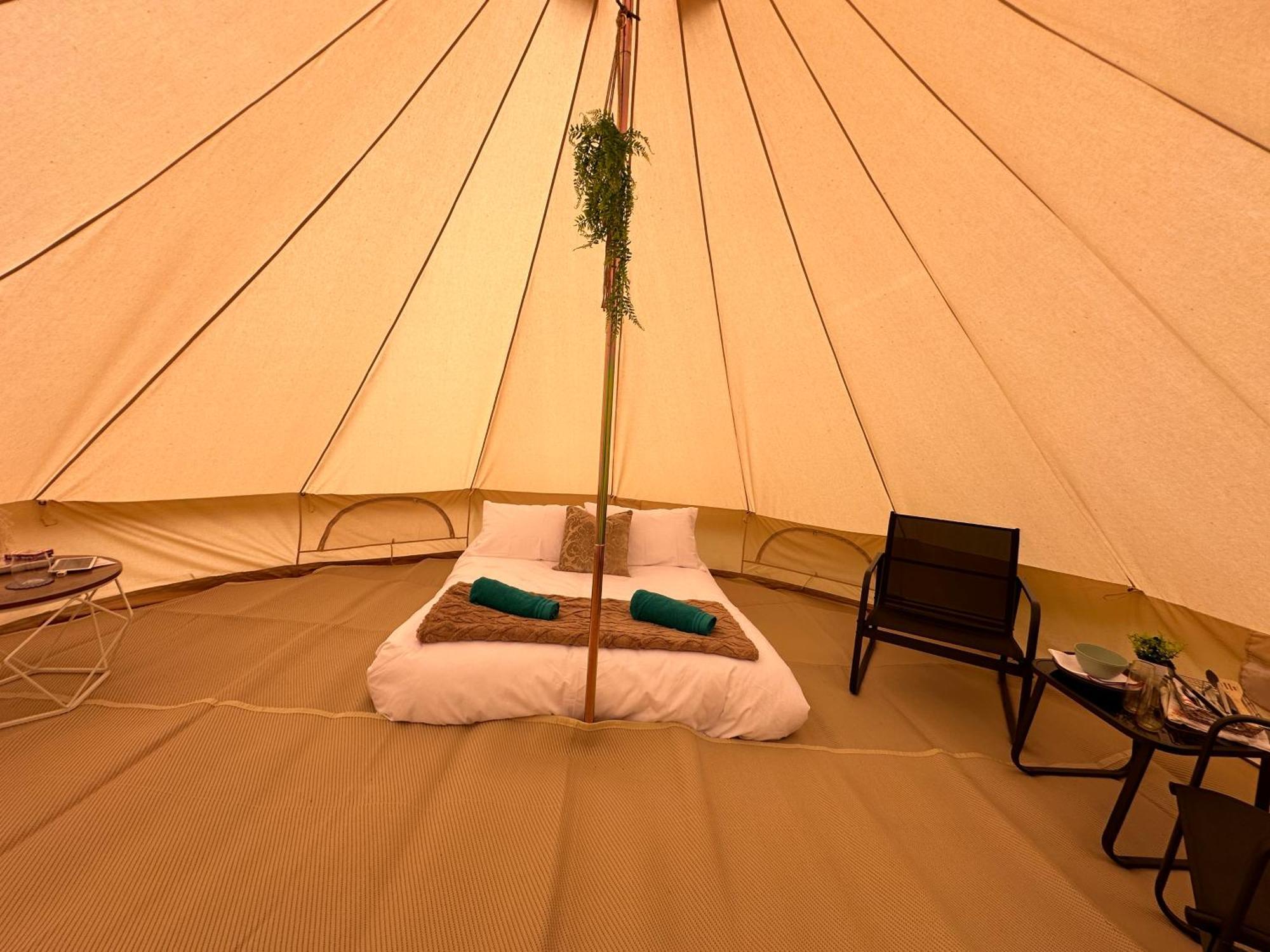 Buzzard Holt Hosting Hotel Бъкингам Екстериор снимка