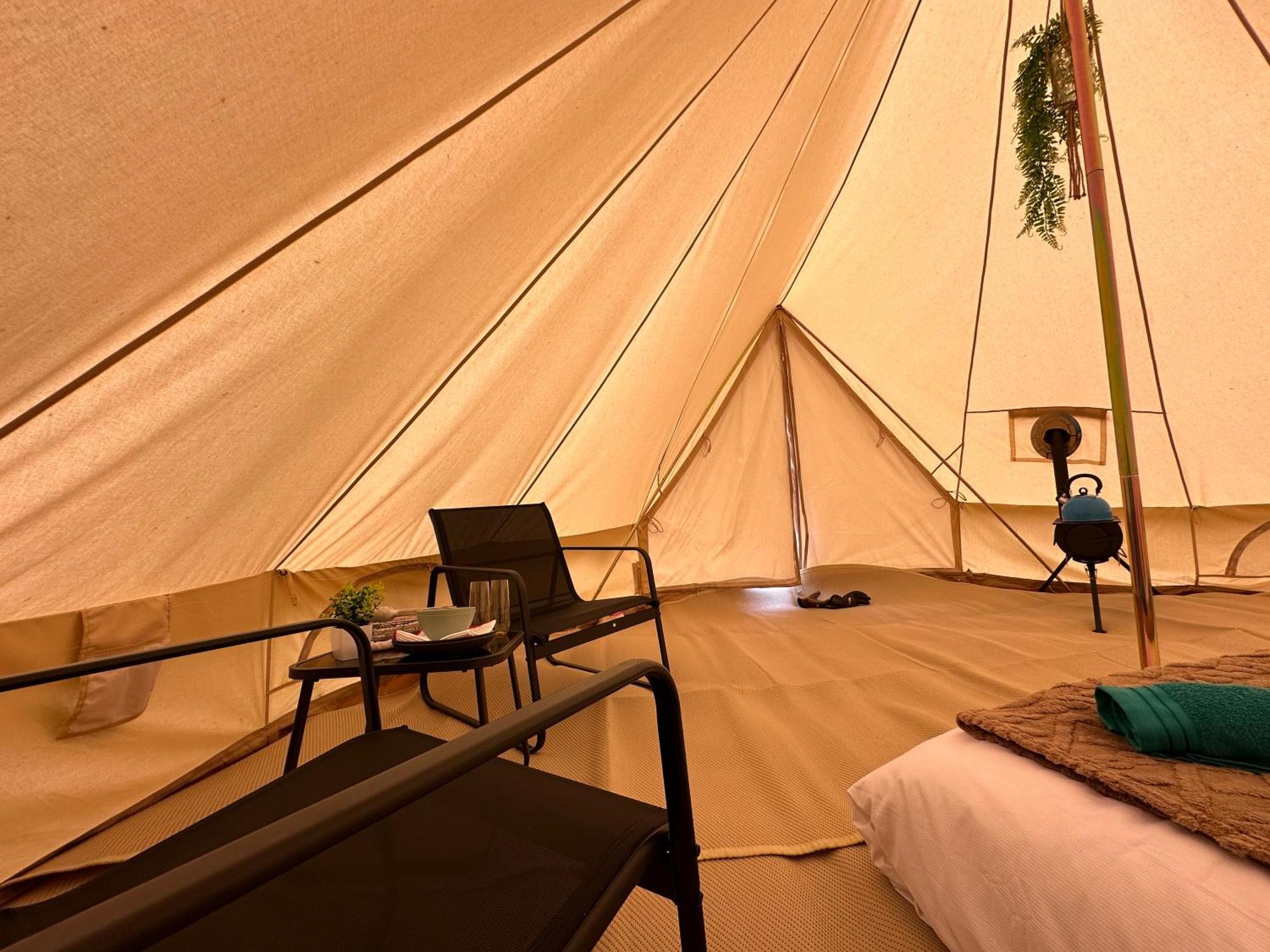 Buzzard Holt Hosting Hotel Бъкингам Екстериор снимка