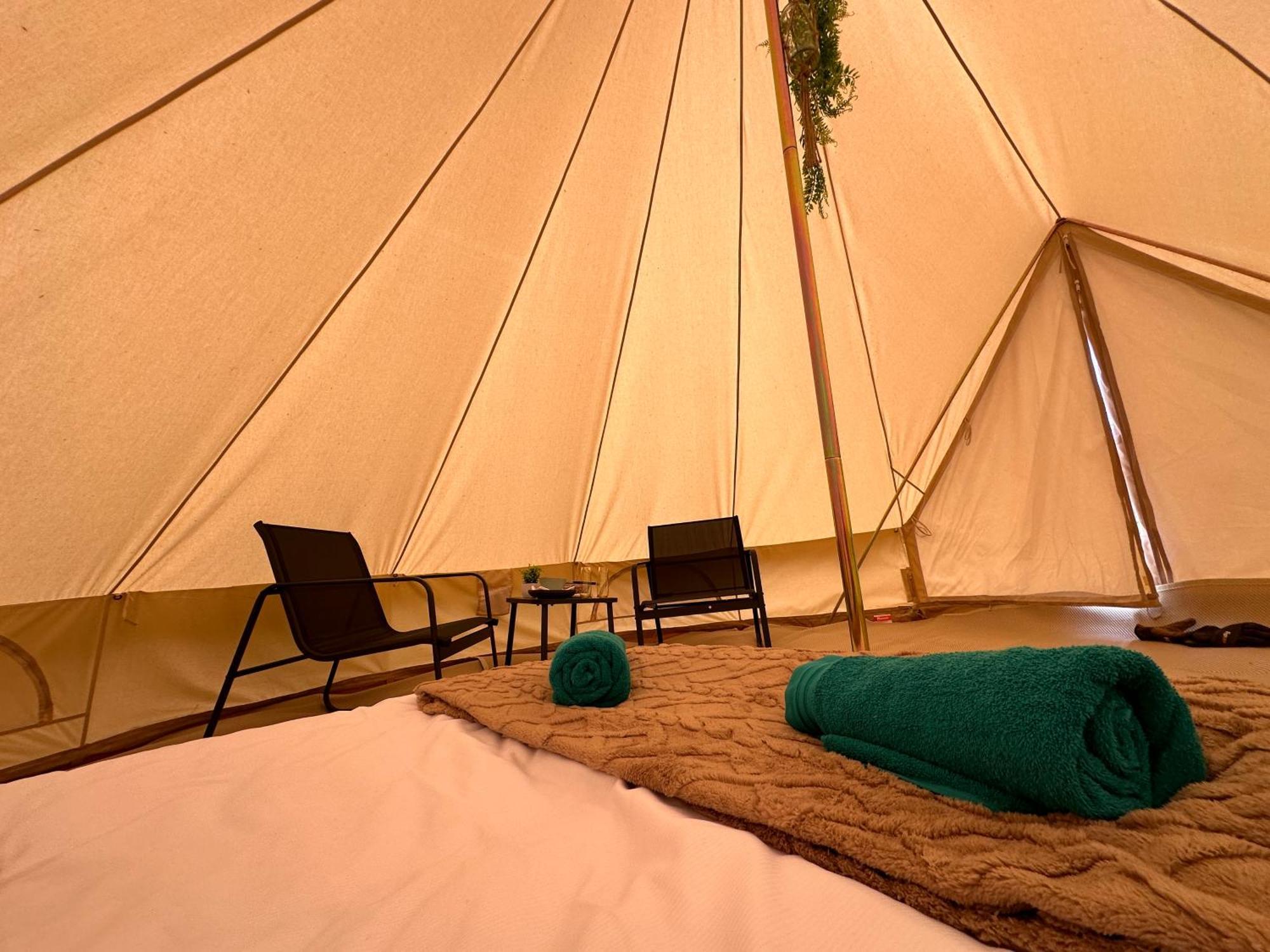 Buzzard Holt Hosting Hotel Бъкингам Екстериор снимка