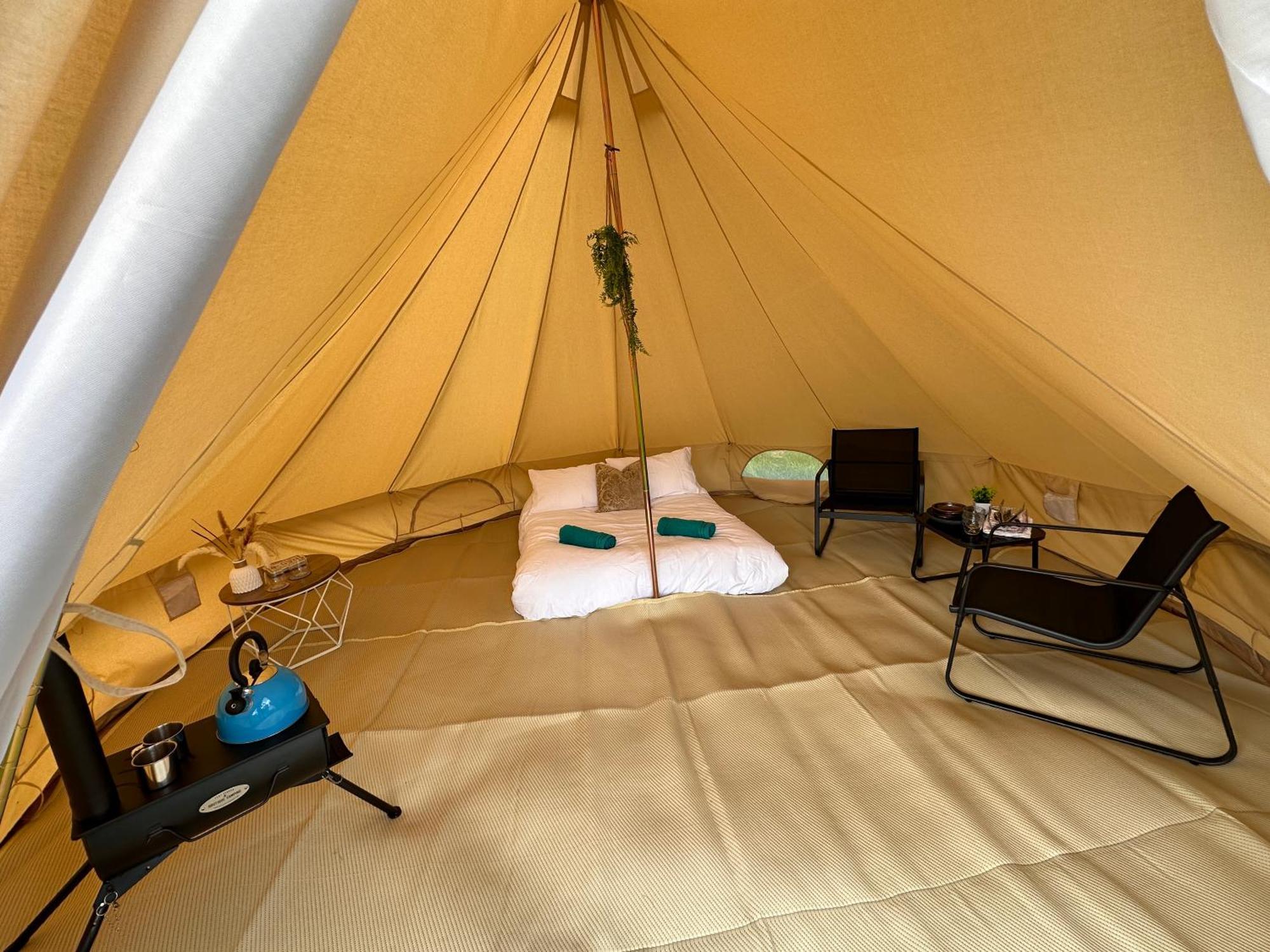 Buzzard Holt Hosting Hotel Бъкингам Екстериор снимка