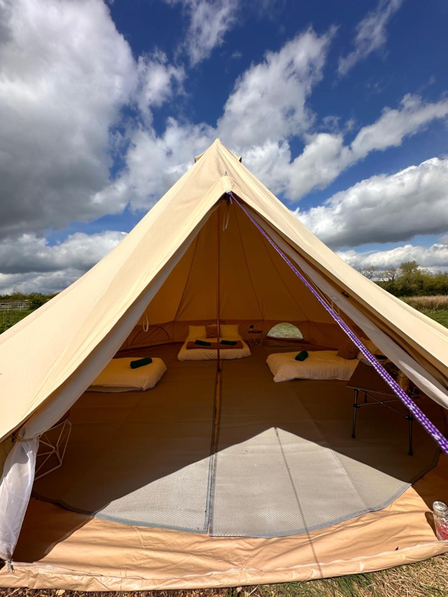 Buzzard Holt Hosting Hotel Бъкингам Екстериор снимка