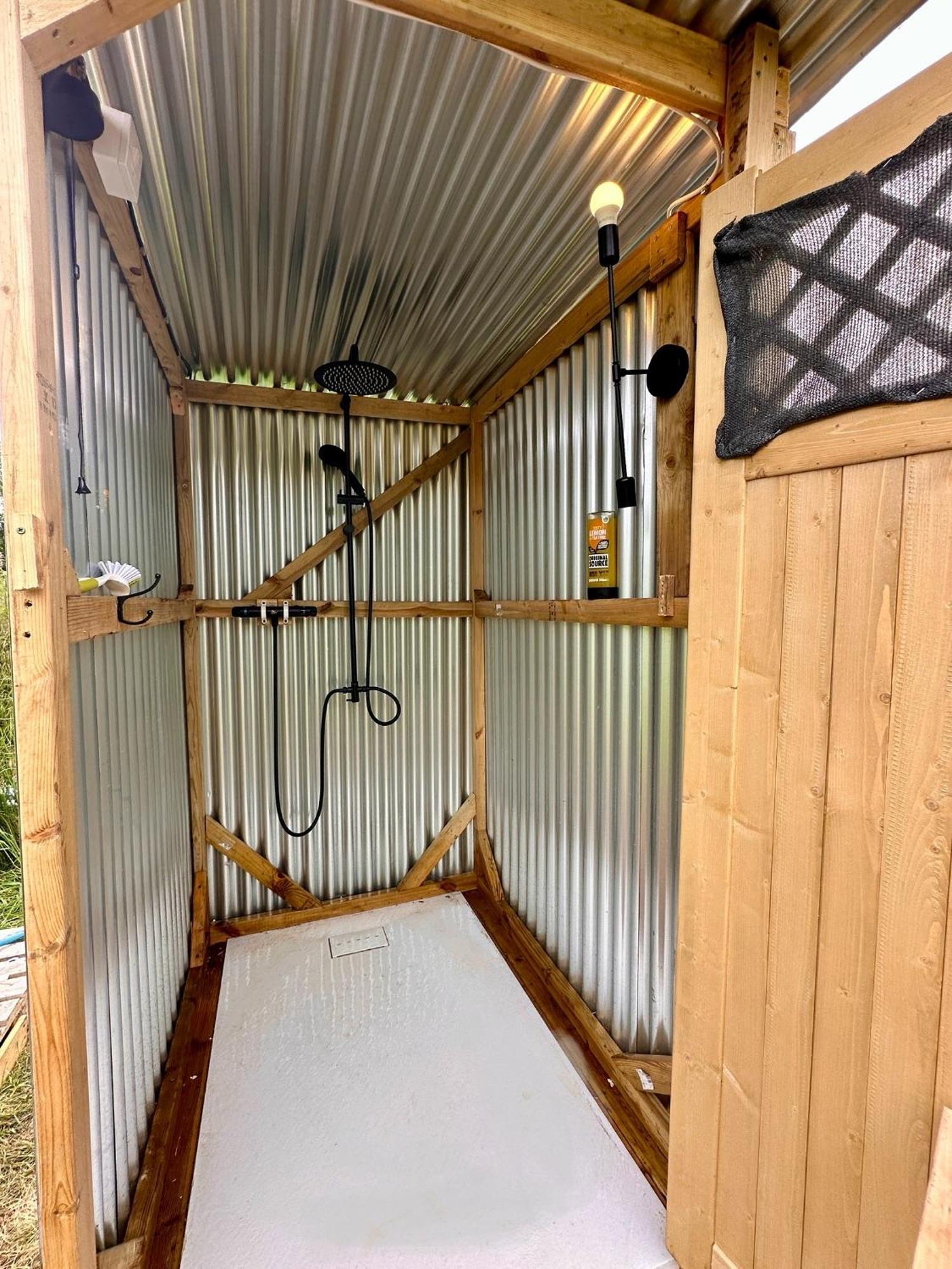 Buzzard Holt Hosting Hotel Бъкингам Екстериор снимка
